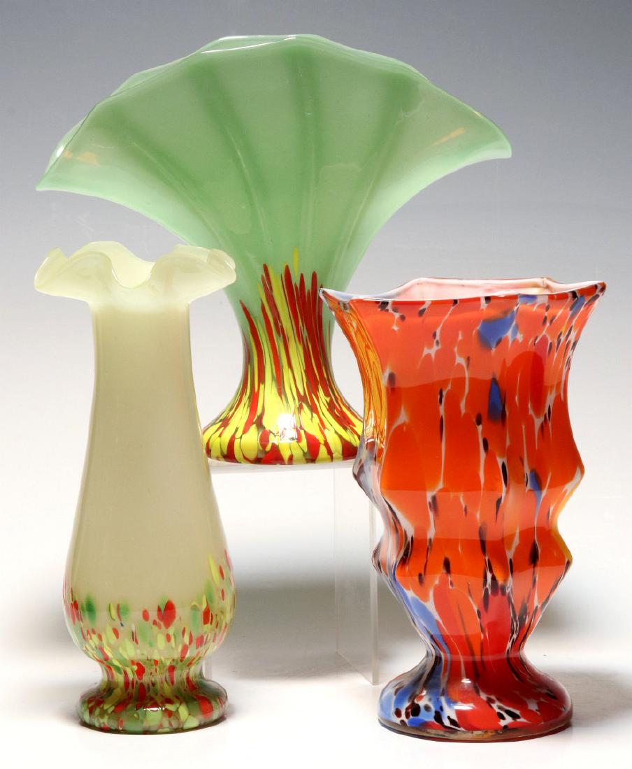 TWO ART GLASS VASES SIGNED CZECHOSLOVAKIA (1 of 11)
