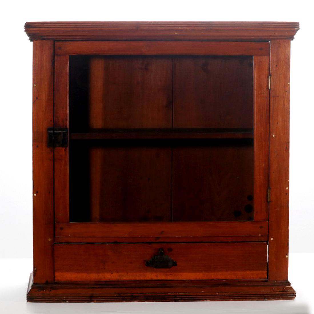 A CIRCA 1880s COUNTRY STORE COUNTERTOP SHOWCASE (1 of 9)