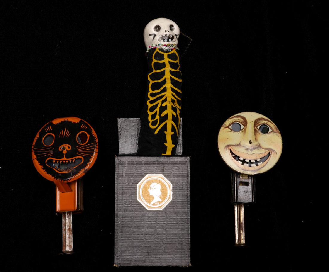 VINTAGE HALLOWEEN NOISEMAKERS AND POP-OUT GAG (1 of 5)