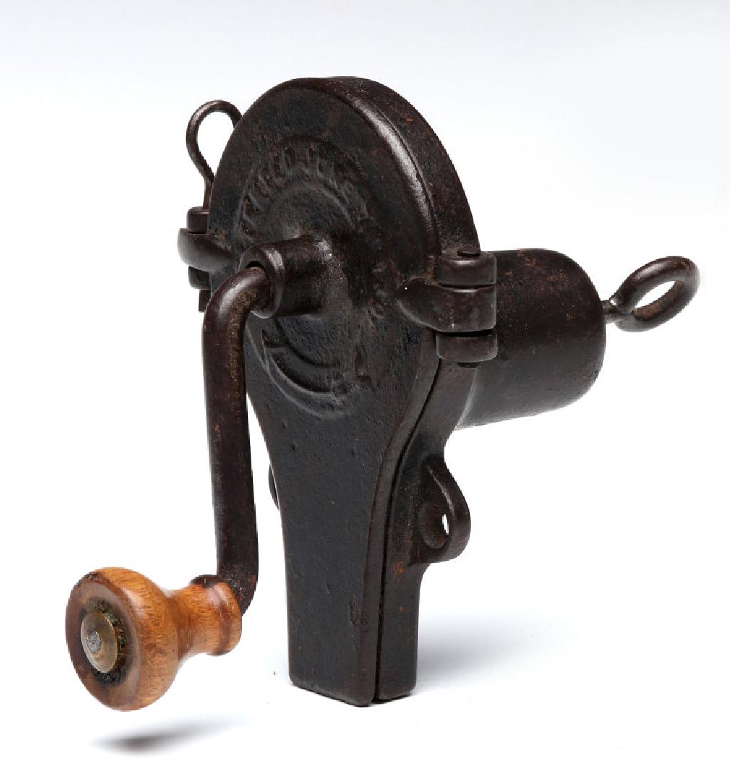 AN ANTIQUE NUTMEG GRATER, PATENT DATE 1870 (1 of 7)