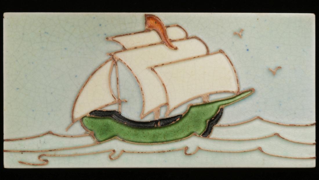 AN ARTS AND CRAFTS INFLUENCE TILE SIGNED WHEELING (1 of 4)