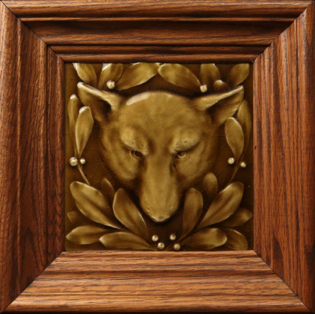 A GOOD VICTORIAN TILE, THE PORTRAIT OF A WOLF (1 of 6)
