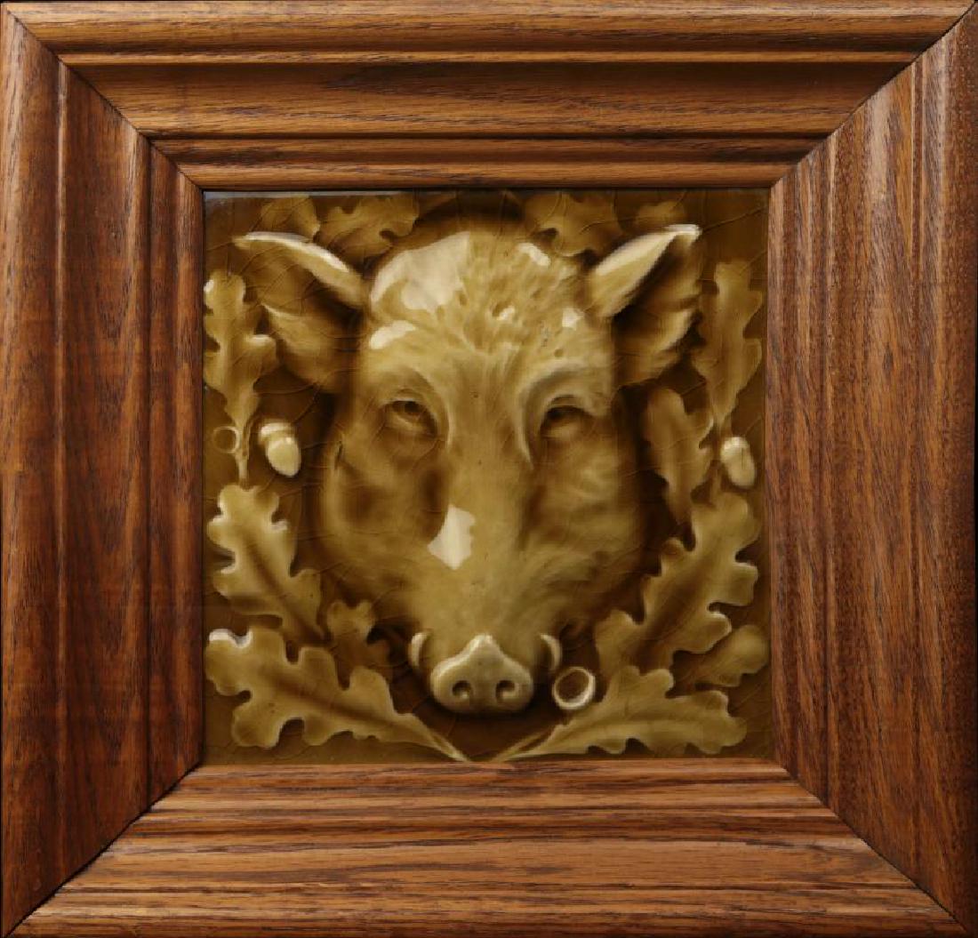 A GOOD VICTORIAN TILE, THE PORTRAIT OF A BOAR (1 of 5)