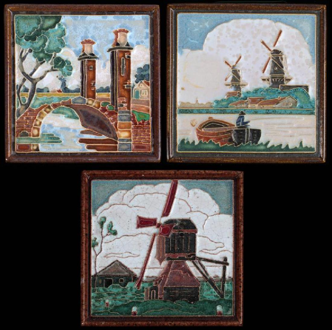 THREE POLYCHROME DELFT ART POTTERY TILES (1 of 9)