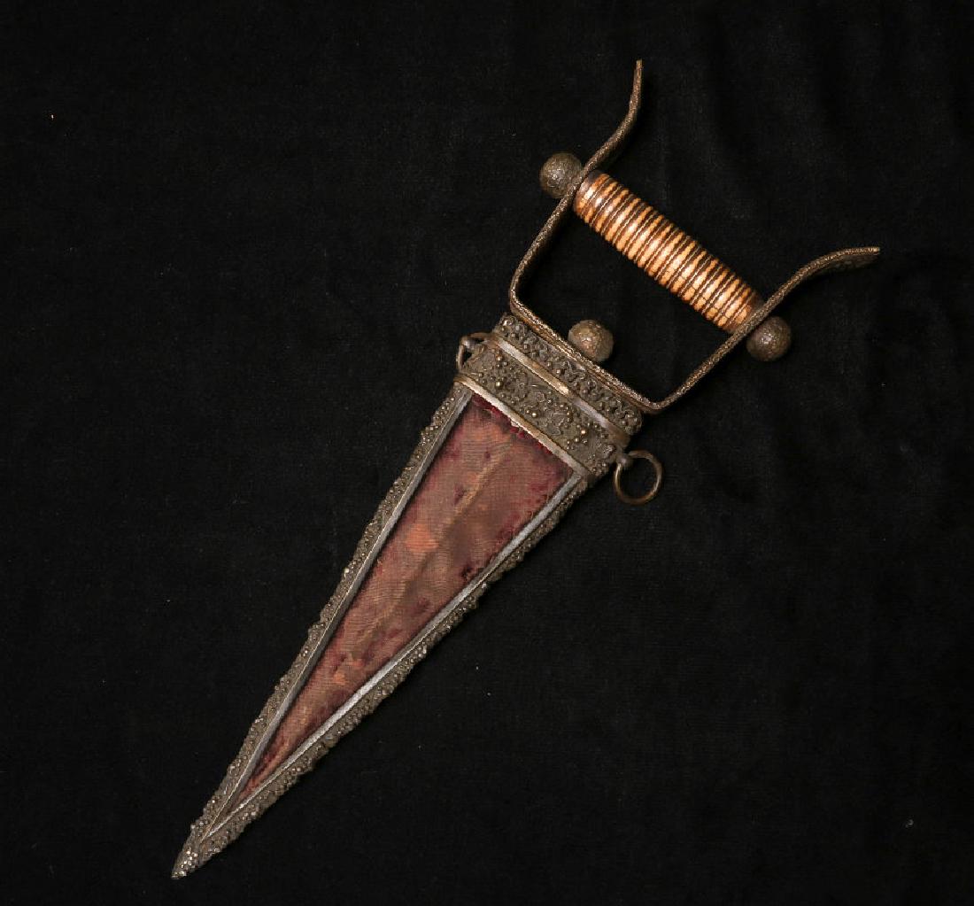 A 19TH C. INDIAN KATAR DAGGER WITH BRONZE SCABBARD (1 of 9)
