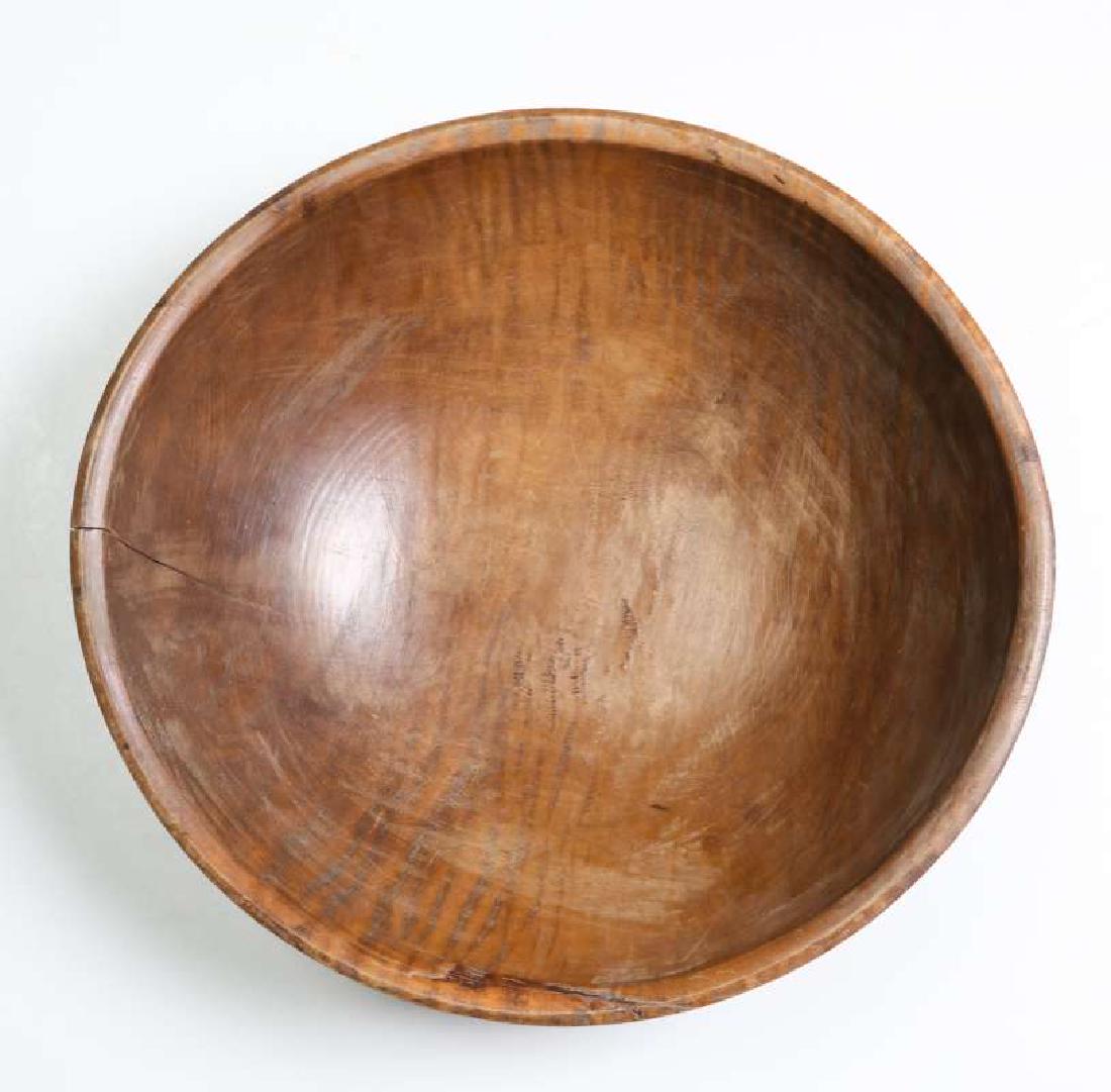 A LARGE 19TH CENTURY AMERICAN TIGER MAPLE DOUGH BOWL (1 of 7)