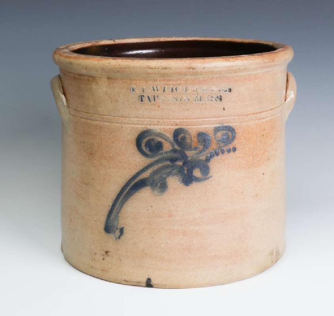 A BLUE DECORATED CROCK SIGNED WRIGHT & SON (1 of 8)