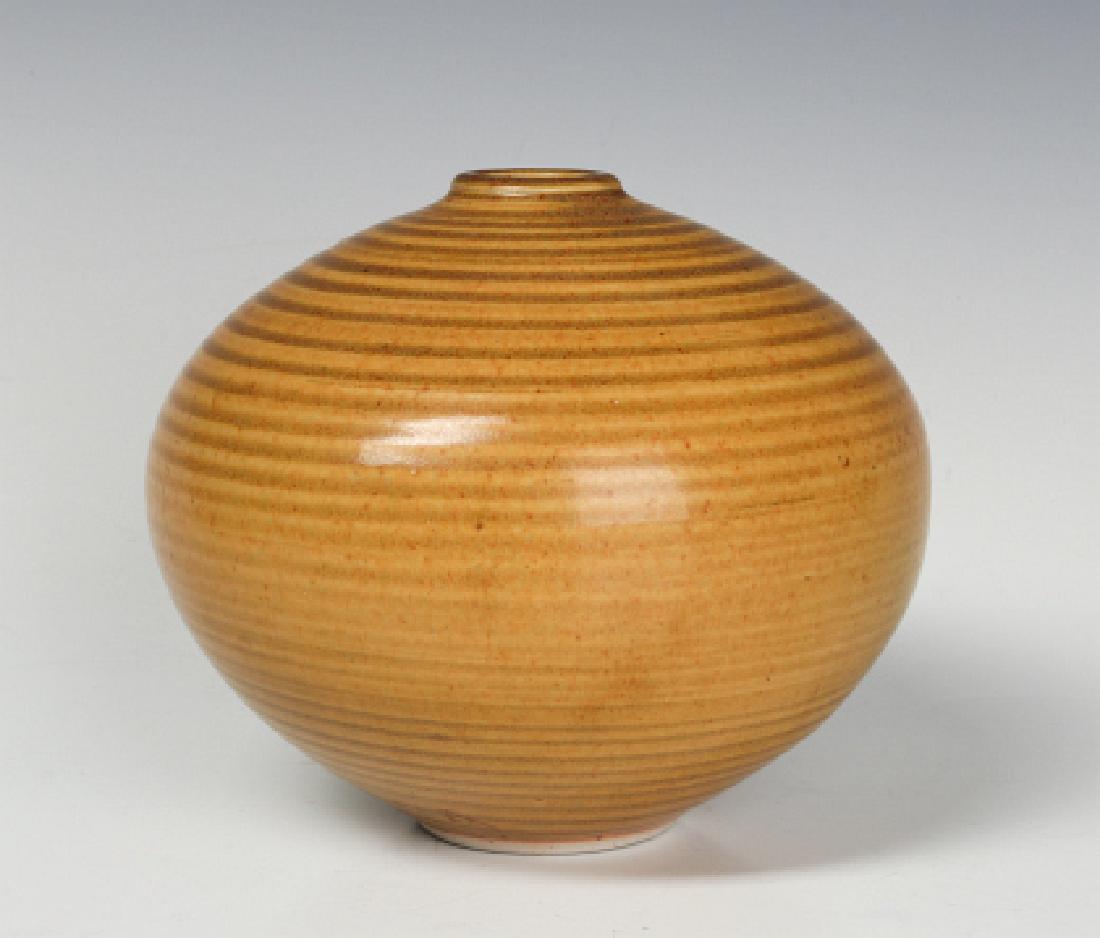 VIVIKA & OTTO HEINO WHEEL THROWN BALL SHAPE VASE (1 of 6)