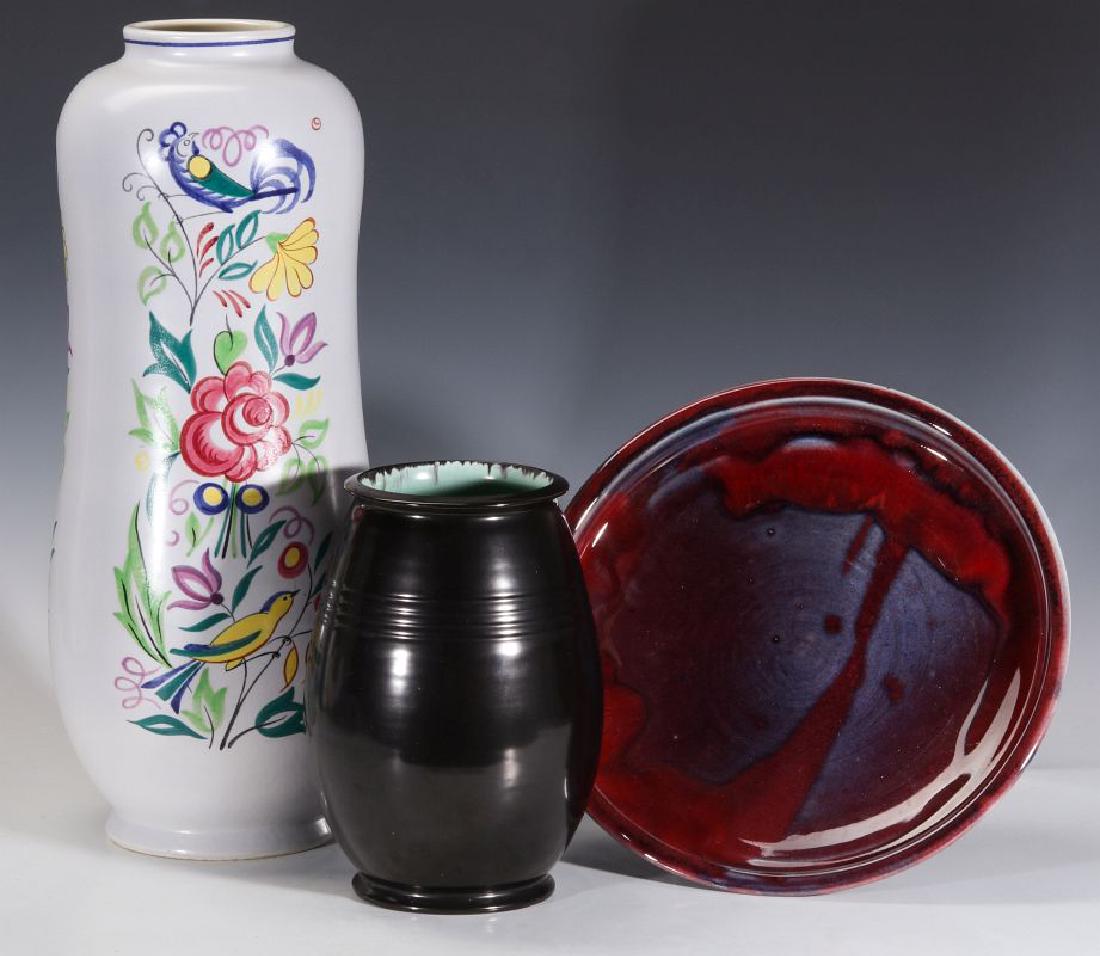 POOLE AND OTHER ENGLISH STUDIO POTTERY PIECES (1 of 19)