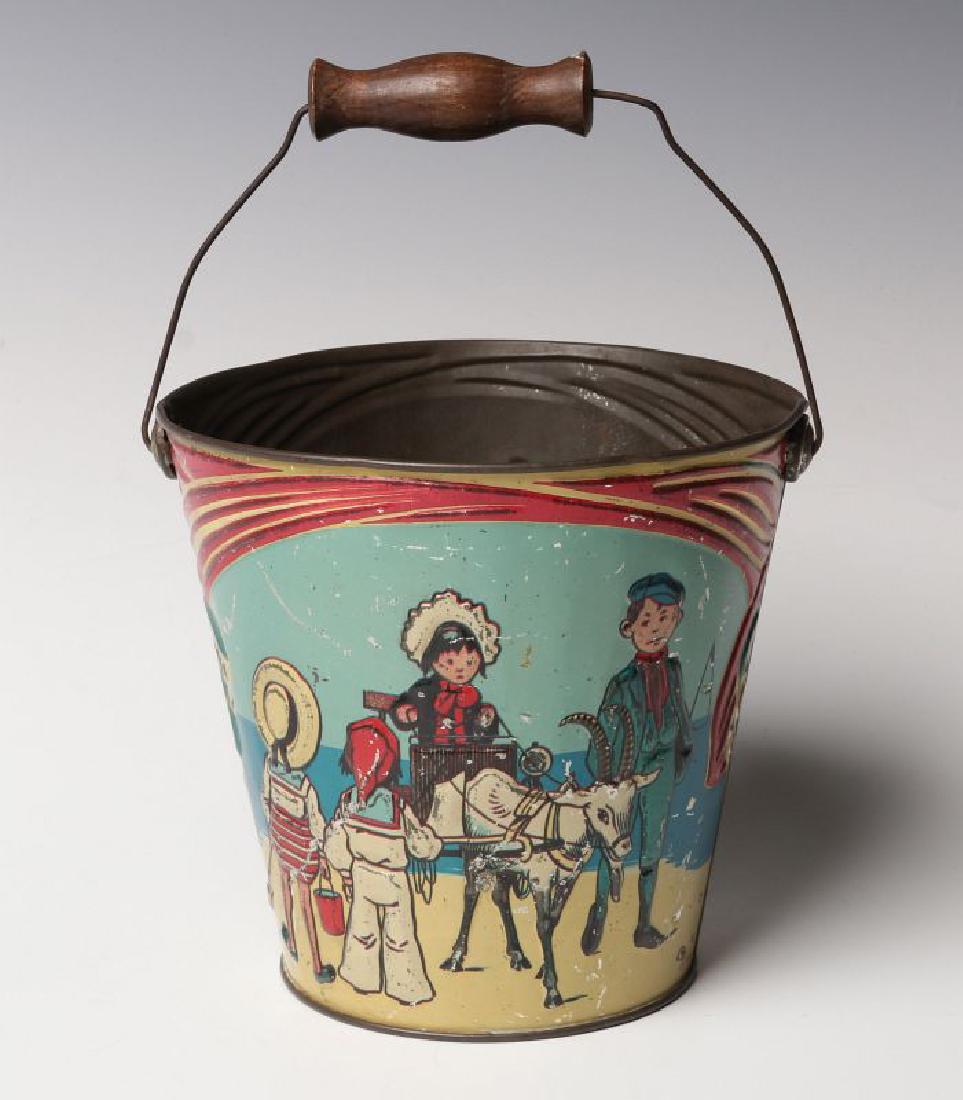 A CIRCA 1900 GERMAN TIN LITHO SAND PAIL (1 of 8)