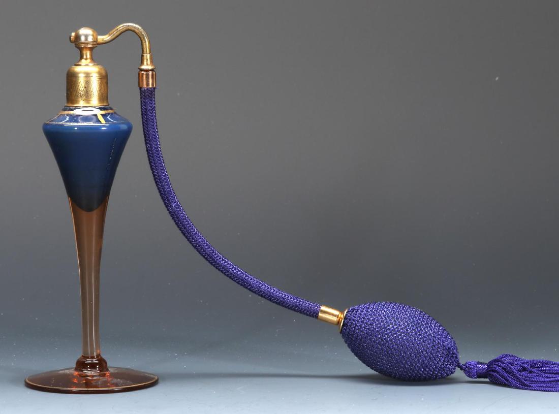 A VINTAGE INTERNALLY DECORATED ART GLASS PERFUME (1 of 7)