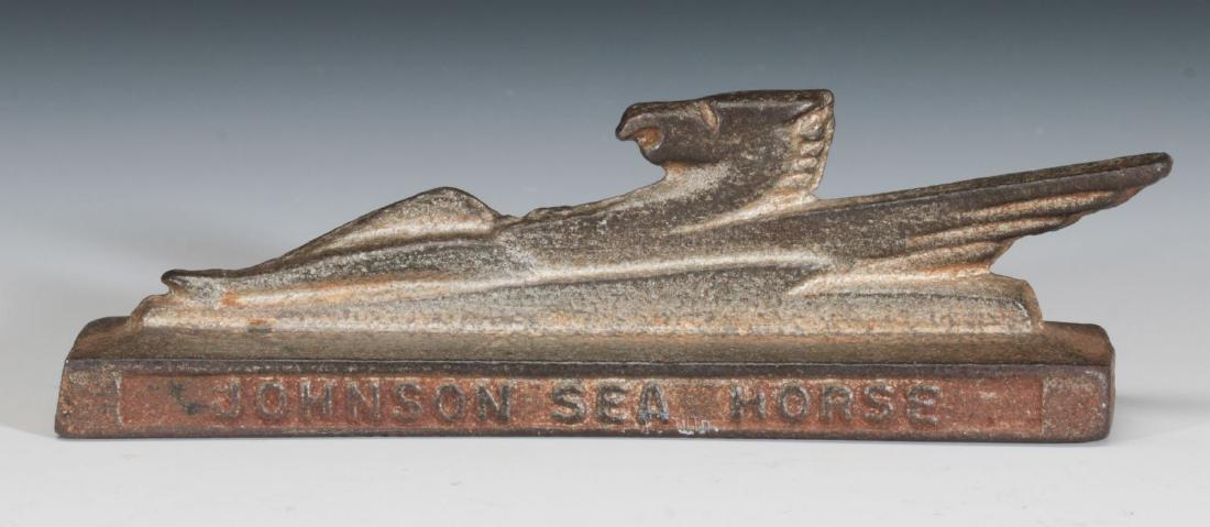 ART DECO JOHNSON 'SEAHORSE' BOAT MOTOR PAPERWEIGHT (1 of 8)