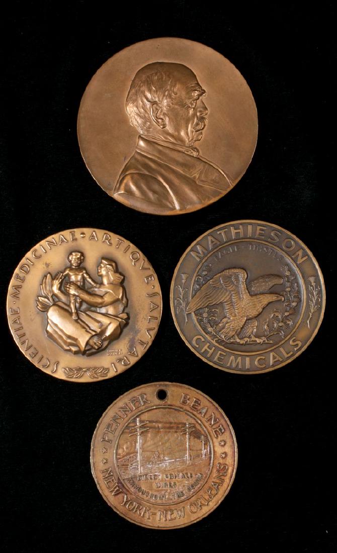 VARIOUS VINTAGE BRONZE TABLE MEDALS (1 of 8)