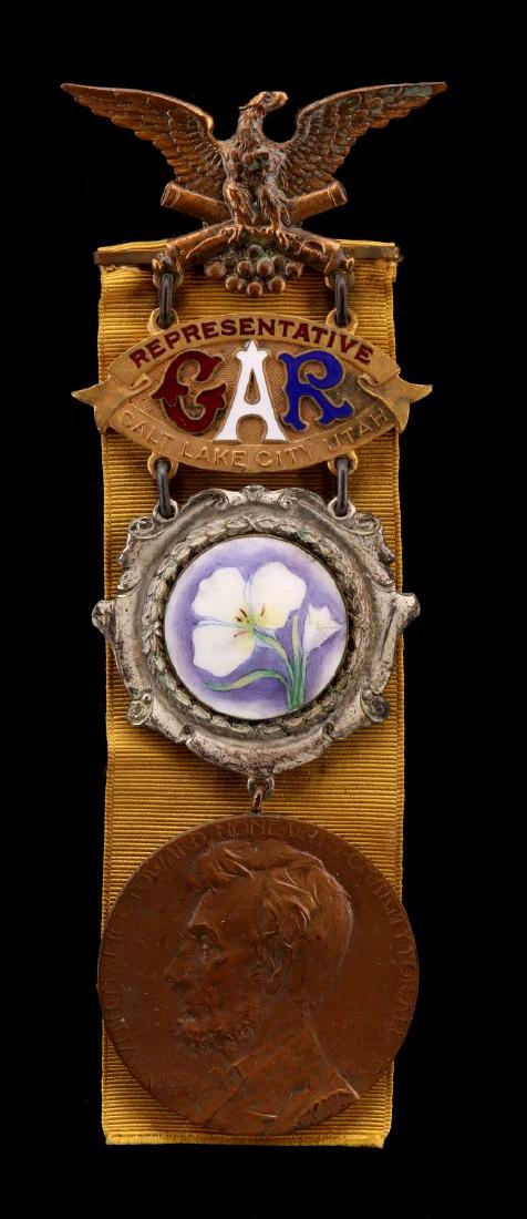 A SCARCE ENAMELED GRAND ARMY OF THE REPUBLIC MEDAL (1 of 8)