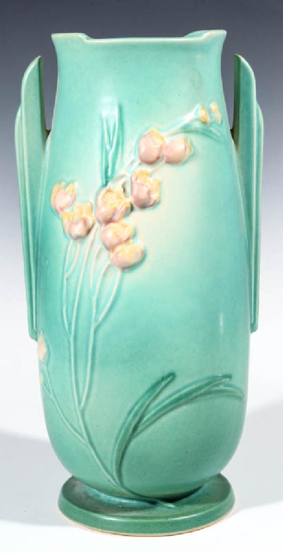 A 12-INCH ROSEVILLE IXIA PATTERN ART POTTERY VASE (1 of 11)