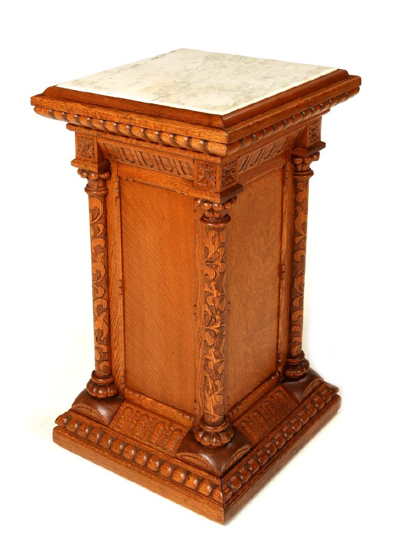 A GOOD 19TH CEN AMERICAN OAK MARBLE TOP PEDESTAL (1 of 8)