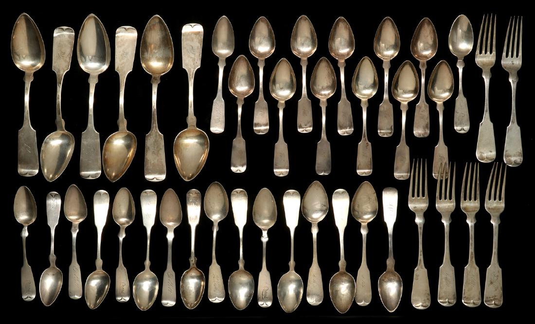 A COLLECTION FIDDLE PATTERN COIN SILVER FLATWARE (1 of 13)