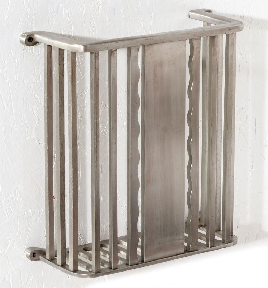 AN ART DECO RAILCAR SLEEPER BERTH TOWEL BASKET (1 of 6)