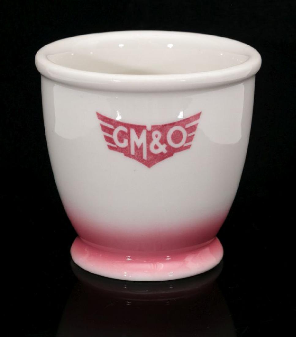 A GULF, MOBILE, AND OHIO RR DOUBLE EGG CUP (1 of 9)