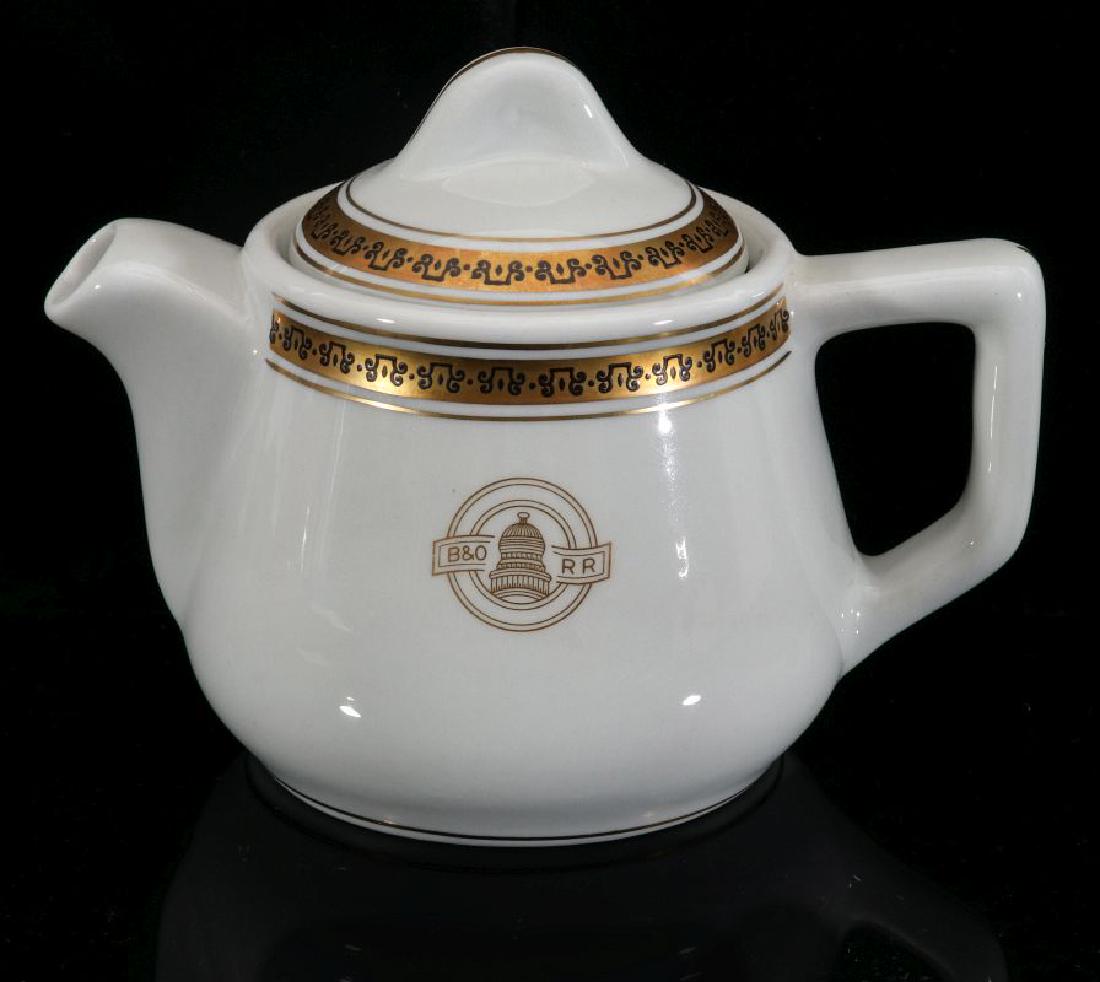 A 'CAPITOL' PATTERN B & O RAILROAD TEA POT W/ LOGO (1 of 14)