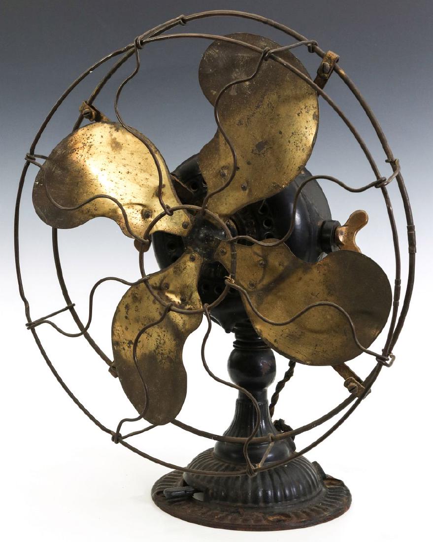 AN EMERSON RIBBED BASE & YOKE ELECTRIC FAN C. 1906 (1 of 14)