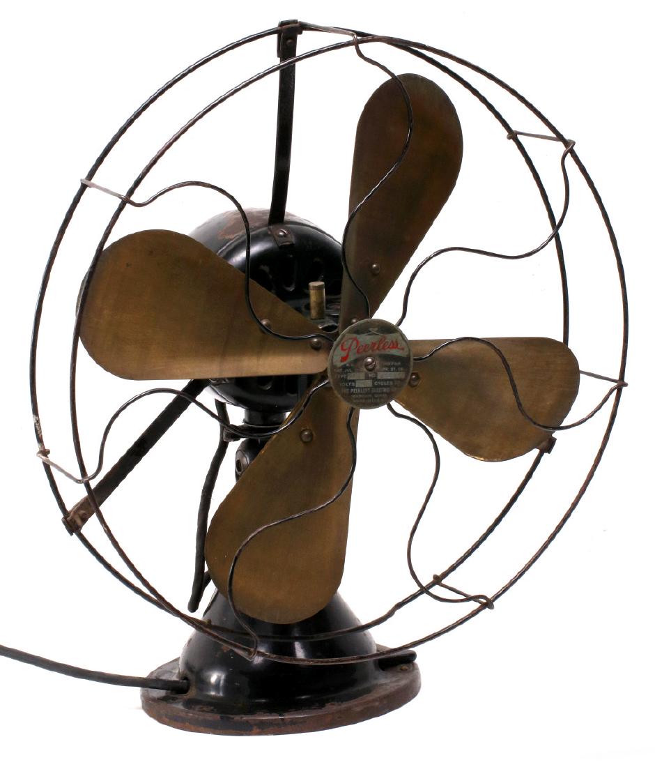 A PEERLESS FRONT OSCILLATING FAN CIRCA 1909 (1 of 8)