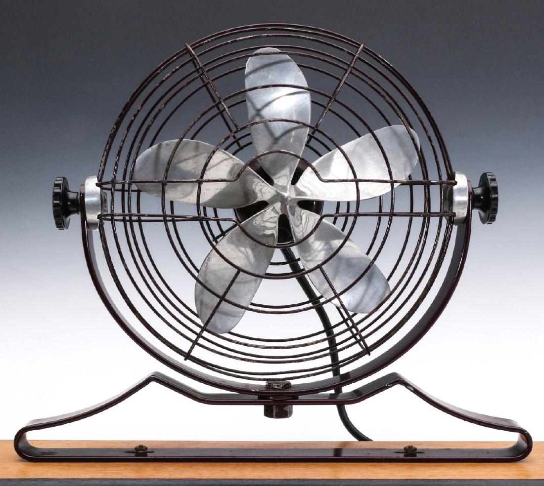 AN UNUSUAL ROTOBEAM ART DECO WALL-MOUNT FAN c 1940 (1 of 12)