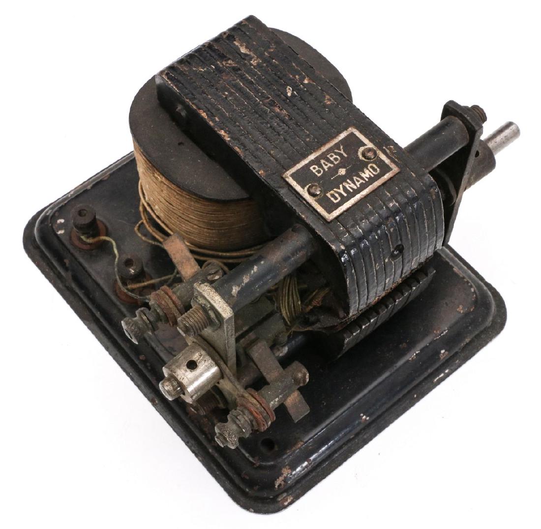 AN INTERESTING 'BABY DYNAMO' OPEN COIL MINI MOTOR (1 of 7)