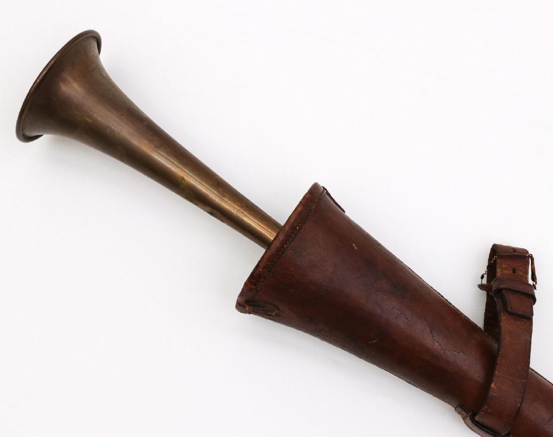 A 19TH C KOHLER & SON COACH HORN WITH LEATHER CASE (1 of 13)