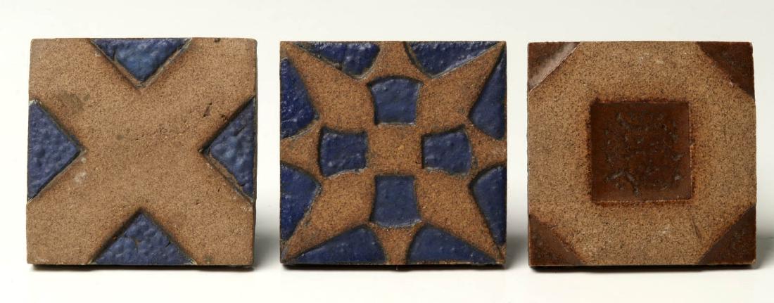GRUEBY POTTERY ARTS AND CRAFTS TILES (1 of 10)