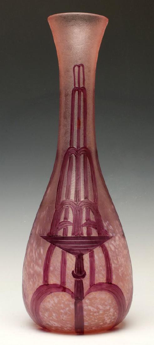 A 15-INCH FRENCH CAMEO GLASS VASE SIGNED LEGRAS (1 of 11)