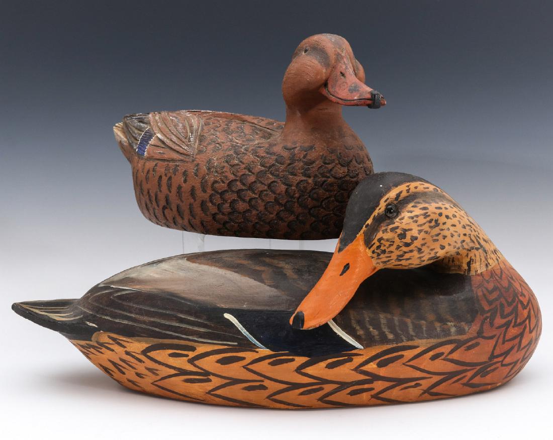 STAFFELDT AND BAINBRIDGE MALLARD HEN DECOYS (1 of 11)