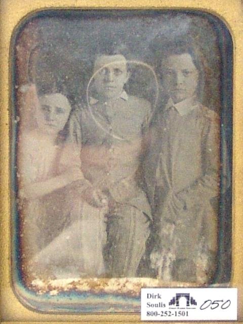 1852 HALF PLATE DAGUERREOTYPE OF CHILDREN IDENTIFIE
