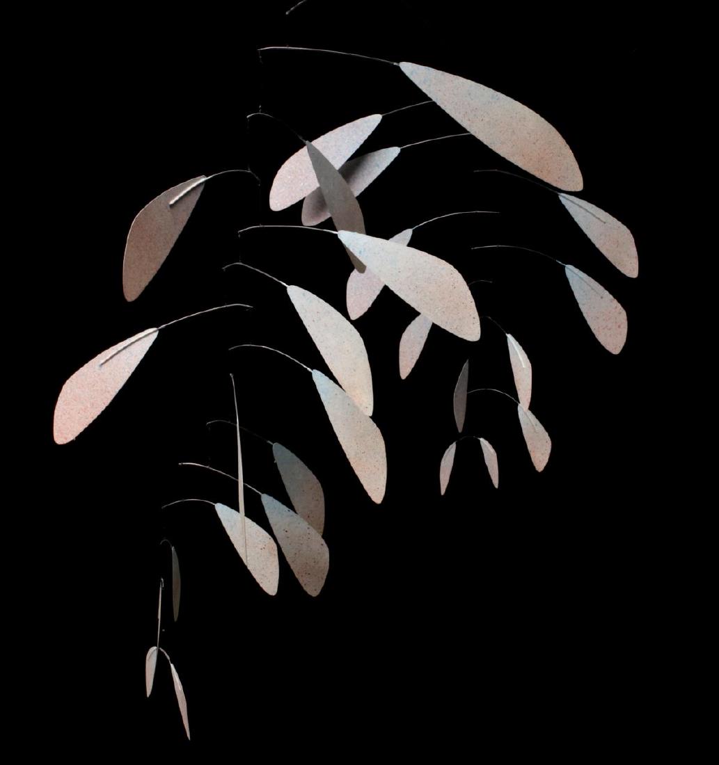 A LATE 20TH CENTURY MOBILE SCULPTURE (1 of 11)