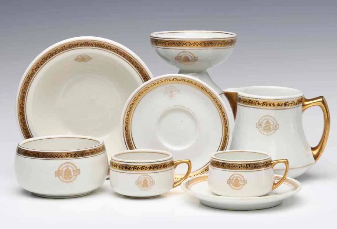 B&O RAILROAD CAPITOL PATTERN DINING CAR CHINA (1 of 16)