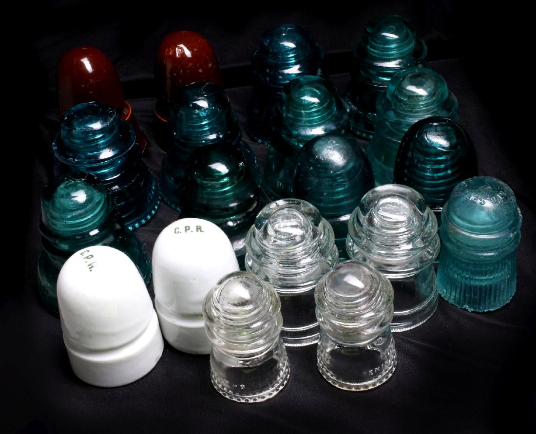 LOT OF RAILROAD AND OTHER ELECTRICAL INSULATORS (1 of 1)