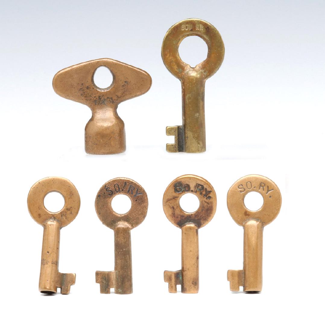 FIVE SOUTHERN RAILWAYS SWITCH & PINTSCH GAS KEYS (1 of 9)