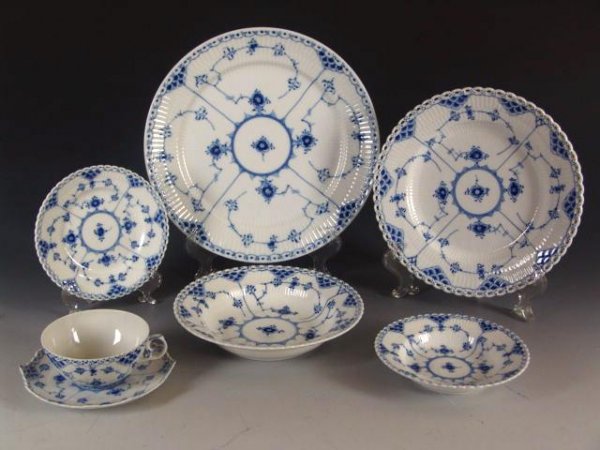 ROYAL COPENHAGEN BLUE FLUTED FULL LACE FINE CHINA