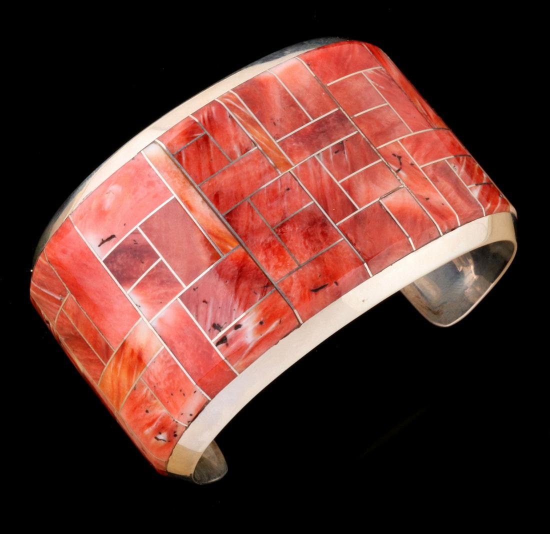 A NAVAJO SPONDYLUS INLAID CUFF SIGNED KEEVIN KEYANA (1 of 6)