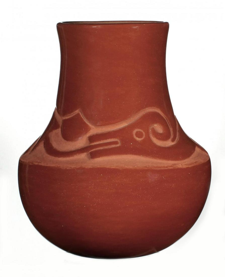 ROSE GONZALES (1900-1989) SAN IDELFONSO POTTERY JAR (1 of 9)