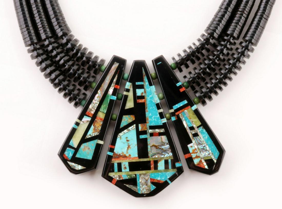 A CONTEMPORARY SANTO DOMINGO INLAID PENDANT NECKLACE (1 of 14)