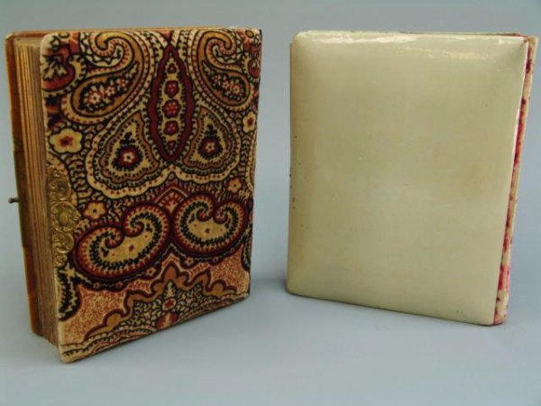 2 VICTORIAN CELLULOID PHOTO ALBUMS - 4
