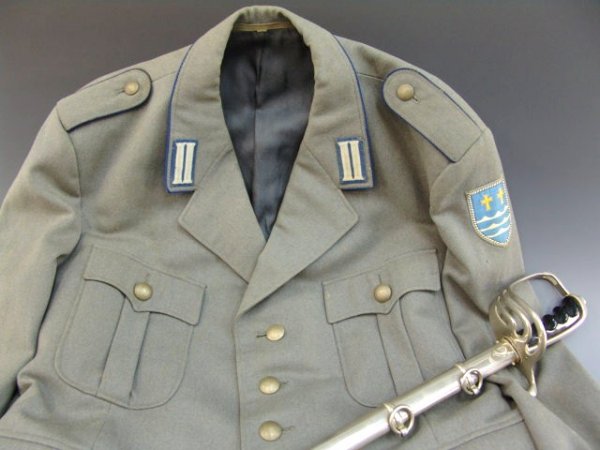 EAST GERMAN MILITARY TUNIC, PLUS U.S. DRESS SWORD