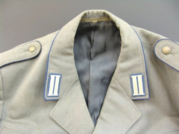 EAST GERMAN MILITARY TUNIC, PLUS U.S. DRESS SWORD - 3