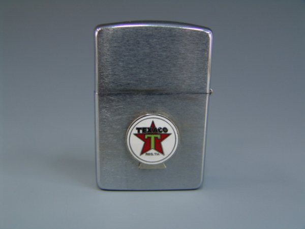 TEXACO VINTAGE LIGHTER W/ ENAMEL EMBLEM