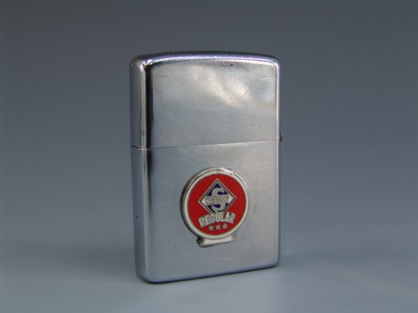 SKELLY VINTAGE ZIPPO LIGHTER W/ ENAMEL EMBLEM