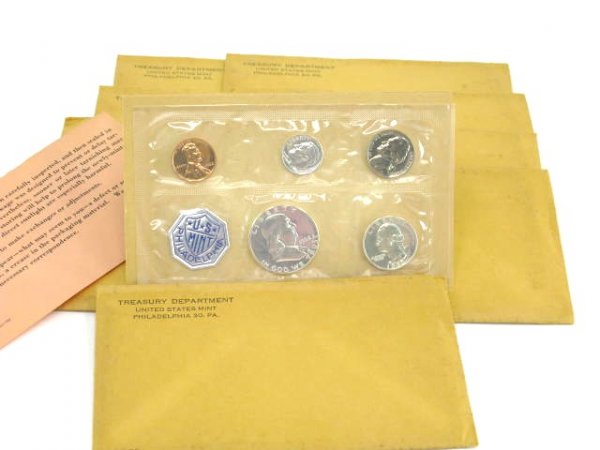 NINE 1962 PROOF SETS - 2
