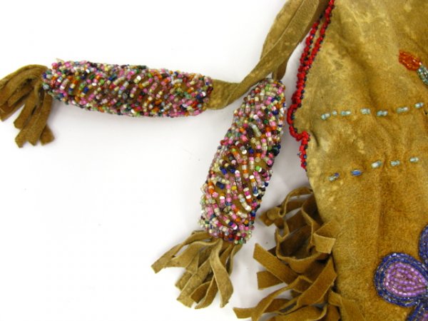 ANTIQUE AMERICAN INDIAN BEADED BAG - 3