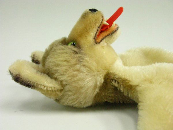 750: STEIFF WOLF HAND PUPPET, BIG BAD WOLF : Lot 750
