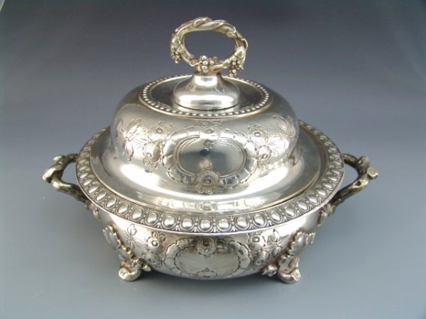 HEAVY SP COVERED VEGETABLE DISH